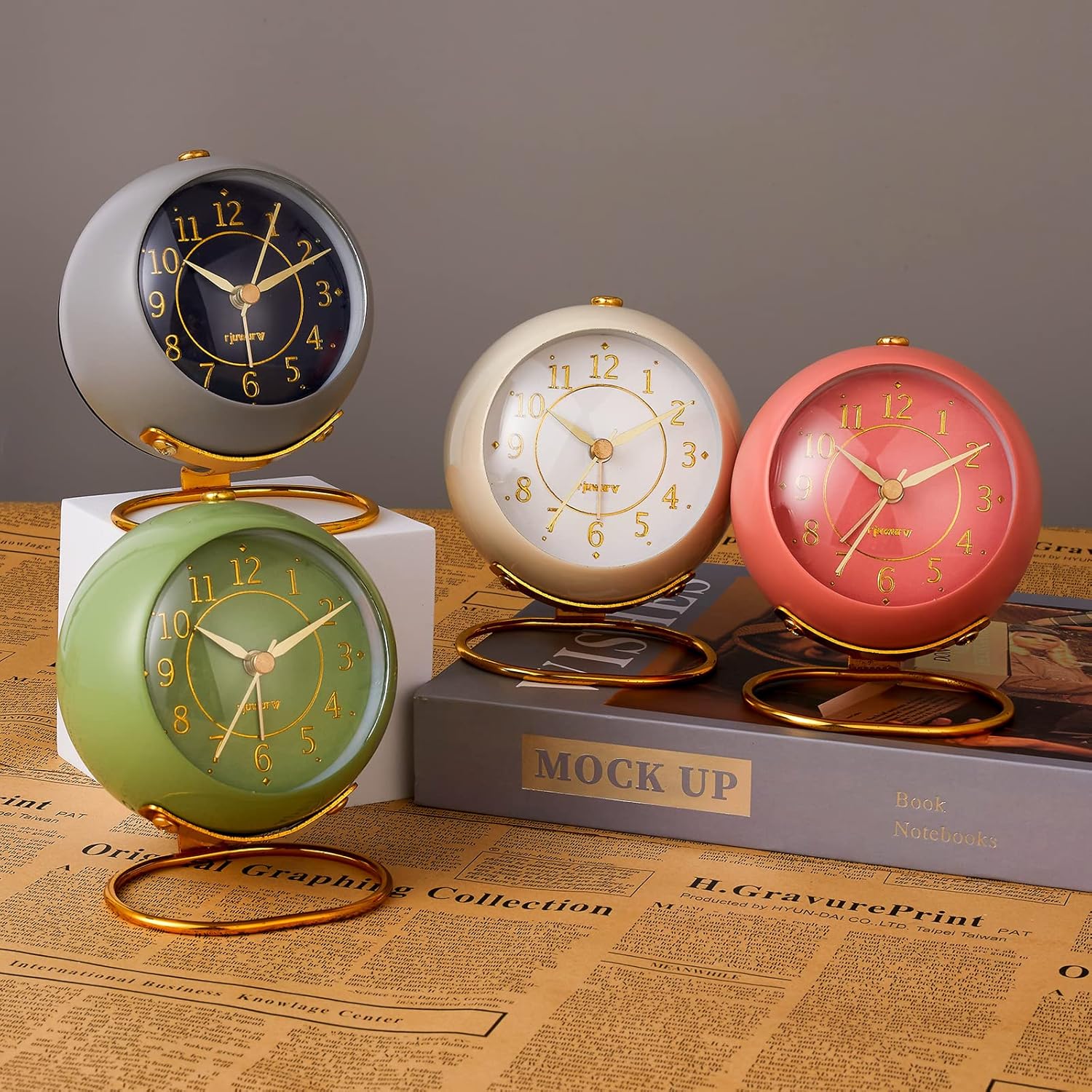 Metal Desk Clock, Retro Bedroom Table Vintage Analog Alarm Clock, Silent Non-Ticking Gold Clock, Bedside Décor(Milk White) - Image 7